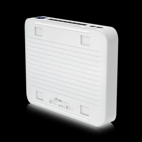 Ubiquiti USW-Enterprise-8-PoE 8 Porte PoE+ 2.5Gbps (100/1000/2500); 2xSFP+; 120W