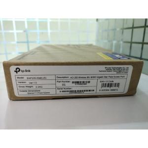 TP-Link EAP235-Wall Wireless N Wall-Plate Access Point AC1200 Uplink:1P Gigabit RJ45-Downlink: 3P Gigabit RJ45-Dual Band 2.4/5G - Omada